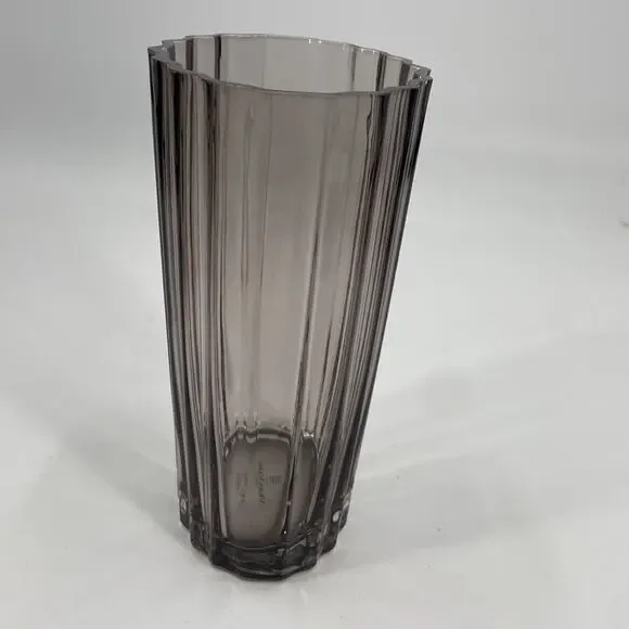 Vera Wang Smokey ribbed oval glass vase